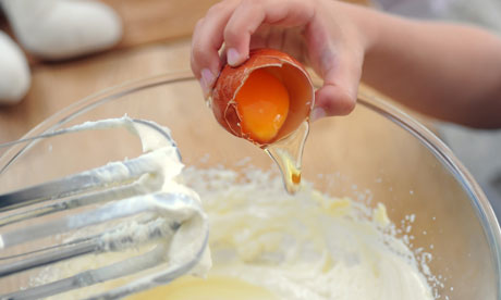 Dan step 3: beat the butter, cream cheese and sugar until light & fluffy. Beat the eggs in.
