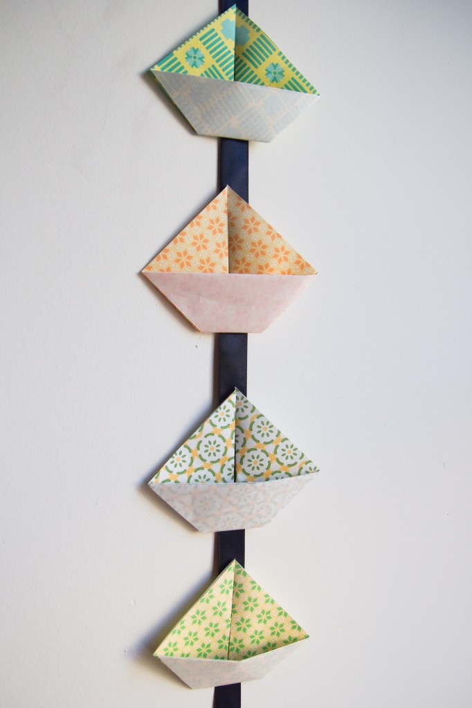 origami-boat-garland-1-of-2-2