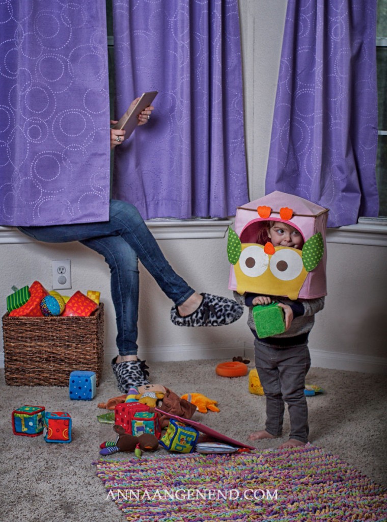 Mom-turns-chaotic-life-with-toddler-into-fun-photo-series.-18__880
