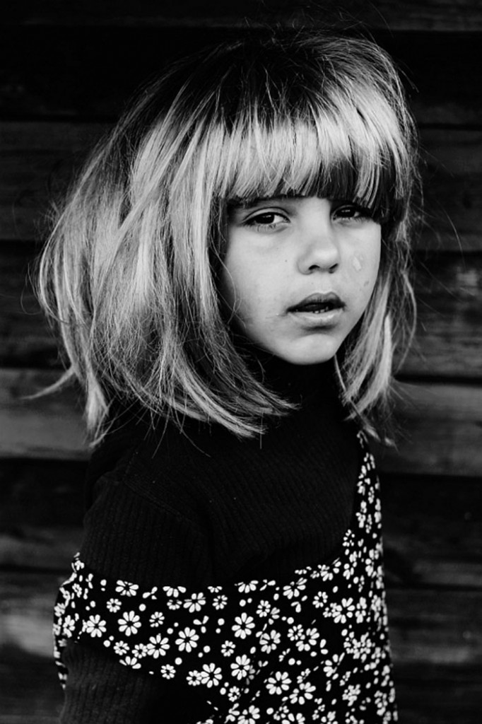 black-and-white-photography-childhood-joy-felicia-simon-9