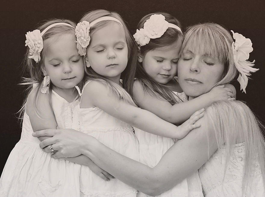41-months-girls-photo-shoot-with-mummys__880