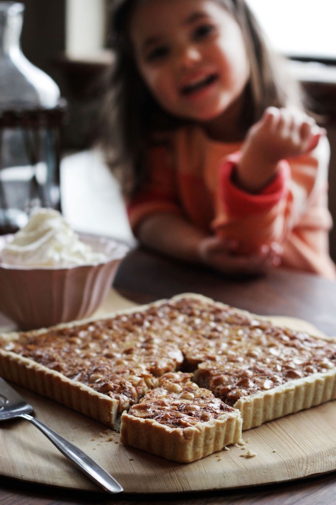 I-fed-my-little-girl-a-meal-from-195-countries-it-was-bonkers-cute9__880