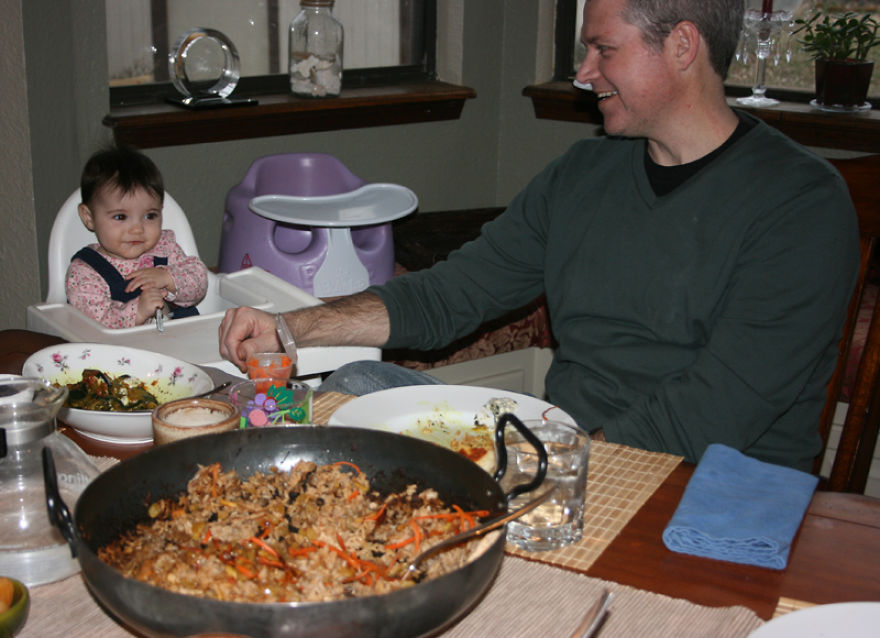 I-fed-my-little-girl-a-meal-from-195-countries-it-was-bonkers-cute__880