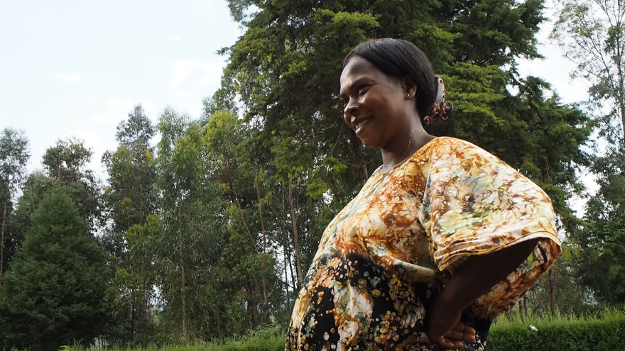 pregnant-woman-from-congo-walks-27-km-in-5-hours-just-to-get-to-her-nearest-clinic-13__880