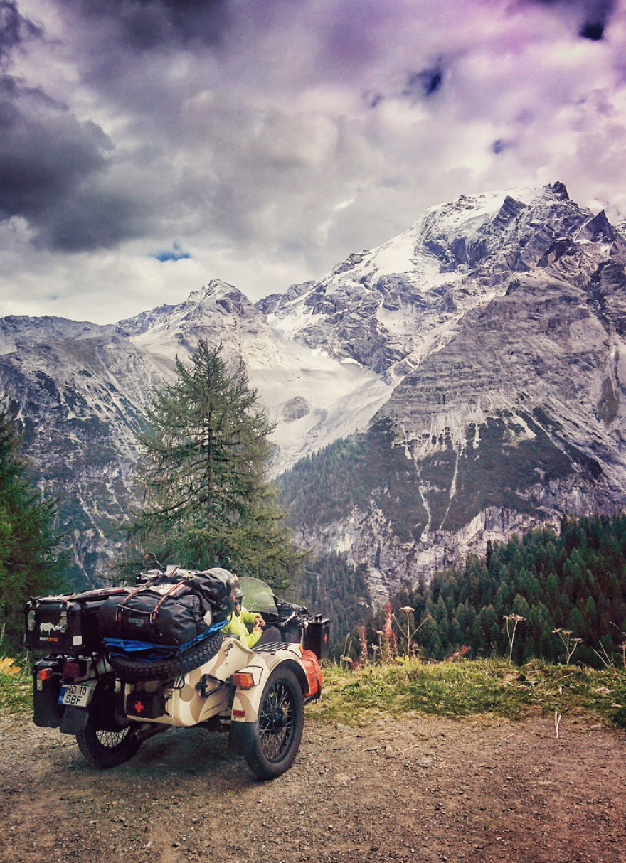 we-wanted-to-show-the-world-to-our-4-year-old-so-we-went-on-a-28-000km-trip-around-europe-33__880
